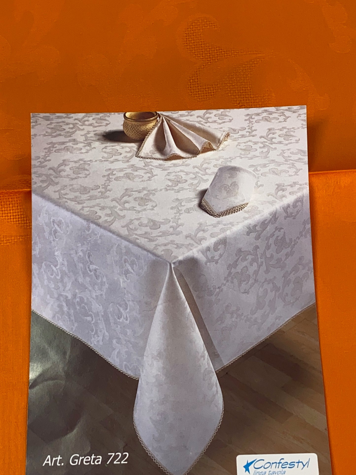 Nappe ronde élégante Confestyl en pur coton damassé Jacquard Art. Greta