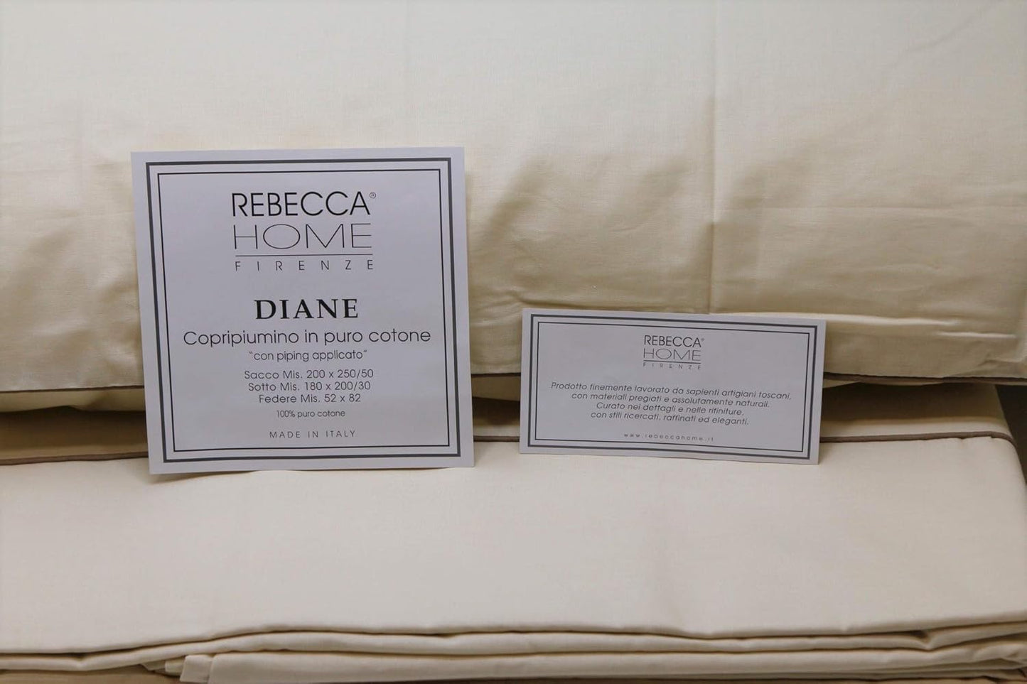 Rebecca Home Completo Copripiumino Matrimoniale in Puro Cotone Tinta Unita con Piping Applicato Art. Diane