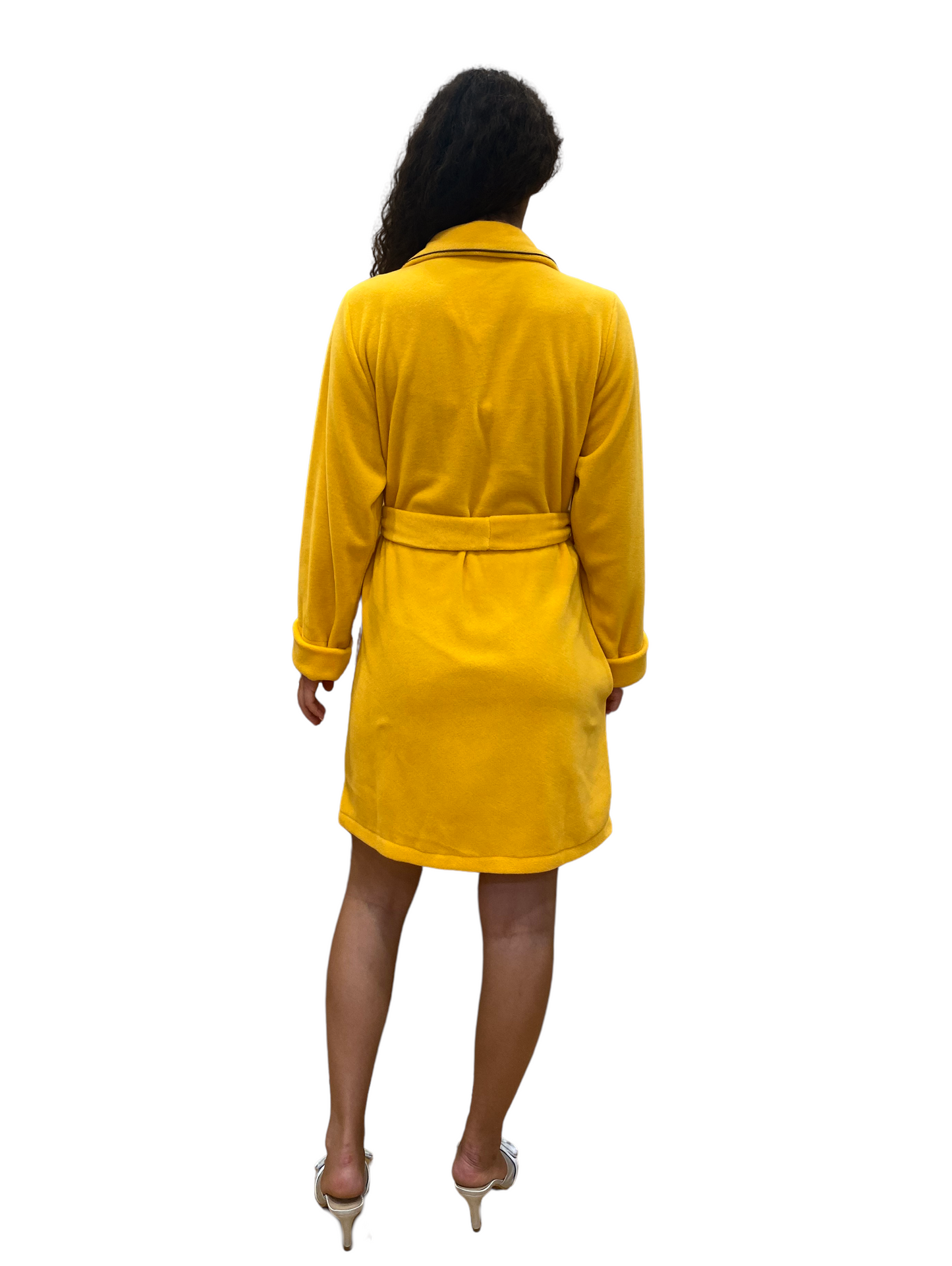 Kurze Mitgift für Frauen in Viskose Batterien Schalmodellkunst. Ottavia