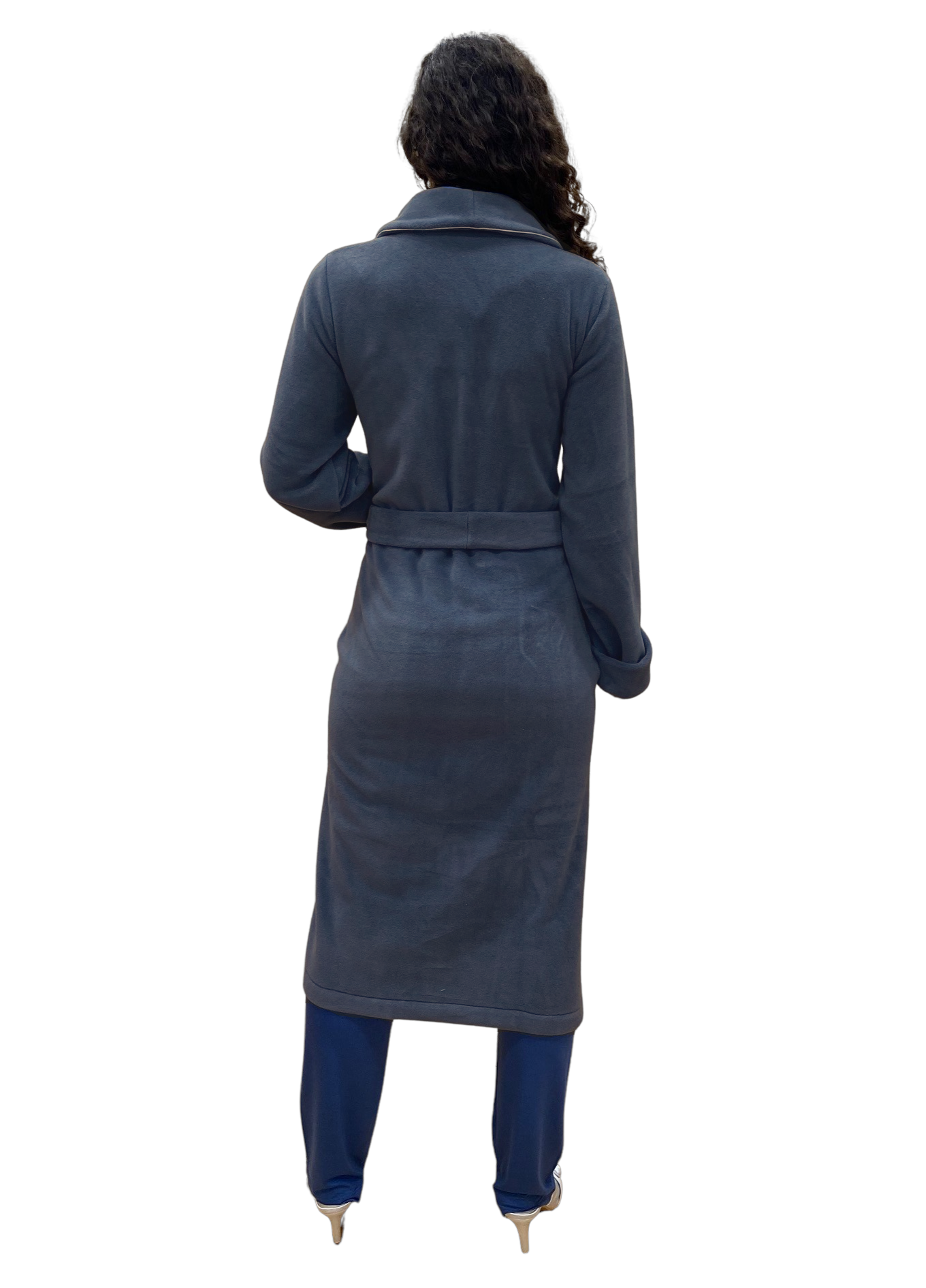 Frauenkleider in Viskose -Batterien modellieren klassische Schalkunst. Nina