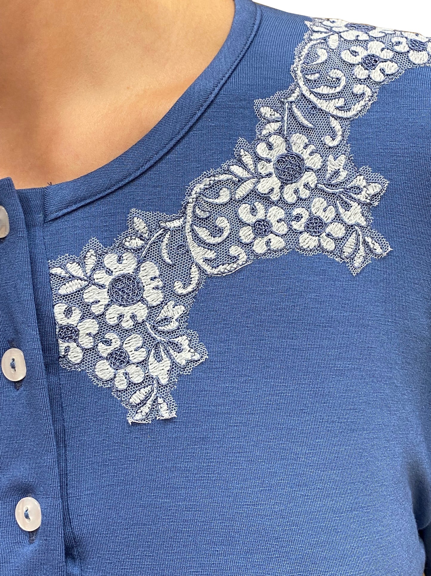 Frau Nachthemd in Viskose Kunst. Francesca