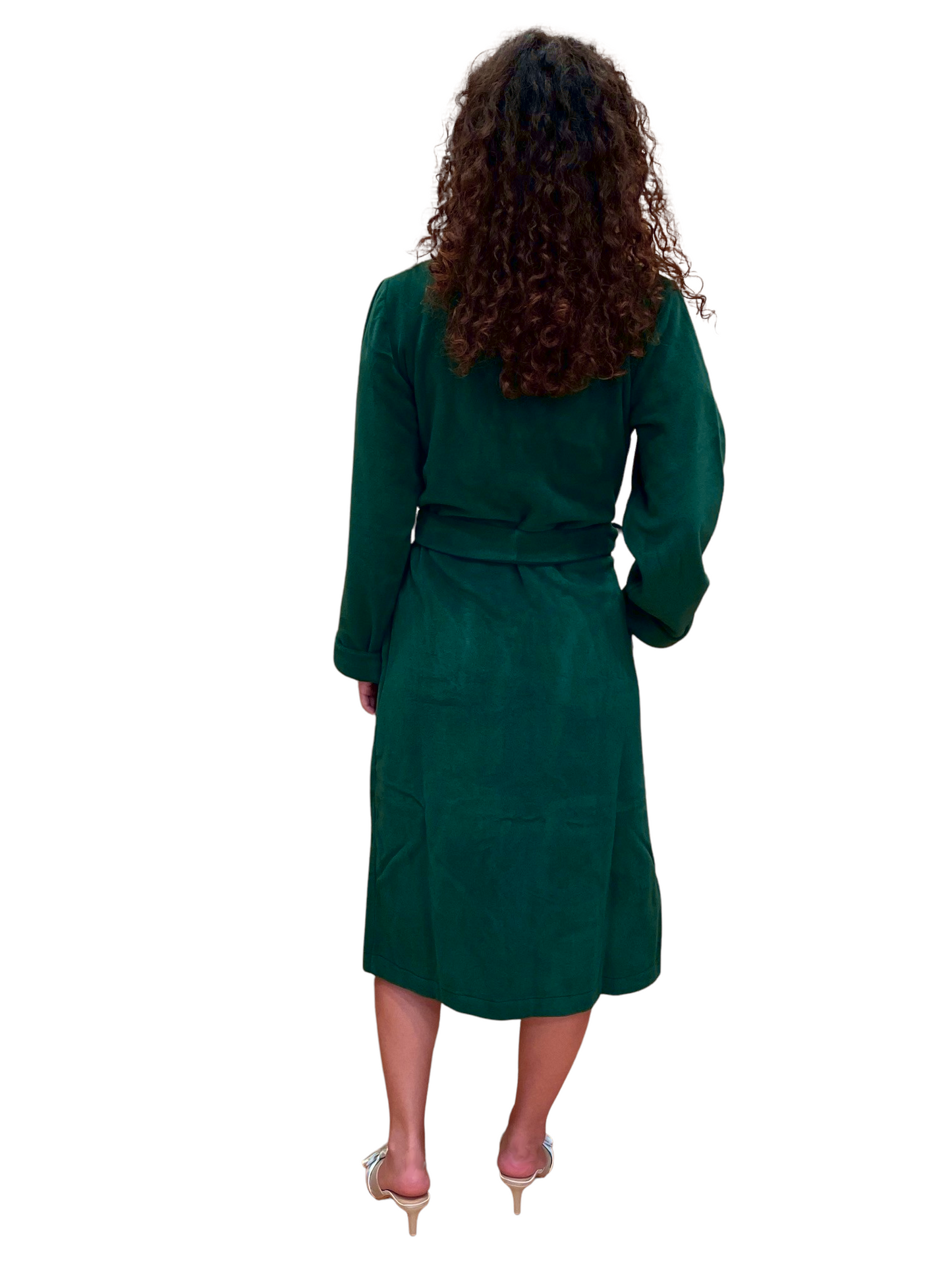 Frauenkleider in Viskose -Batterien modellieren klassische Schalkunst. Nina