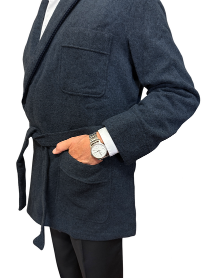 Kurze Kammer -Dressingkleid für Männer in gemischtem Wollmodell klassische Schalkunst. Oslo