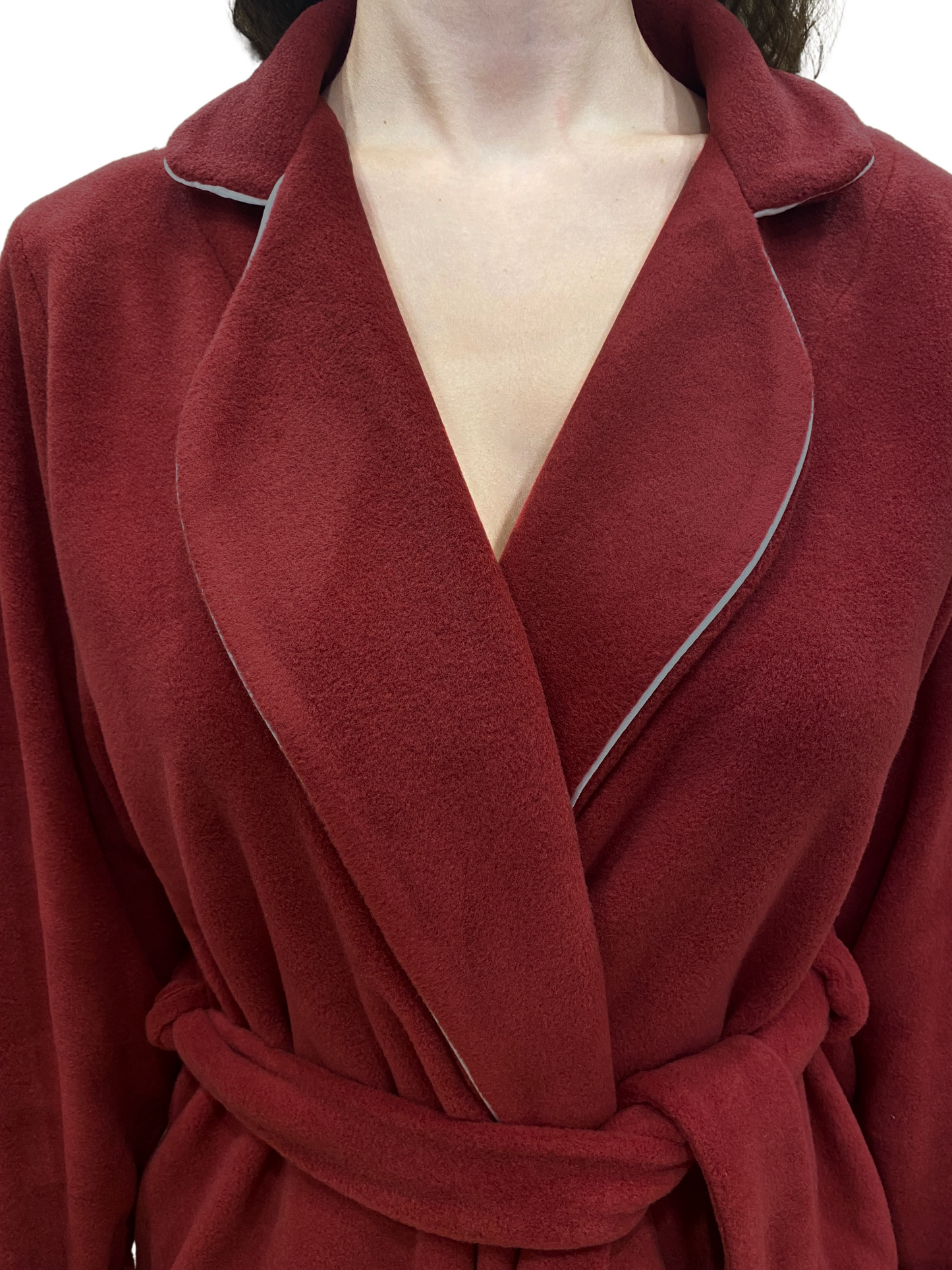 Kurze Mitgift für Frauen in Viskose Batterien Schalmodellkunst. Ottavia