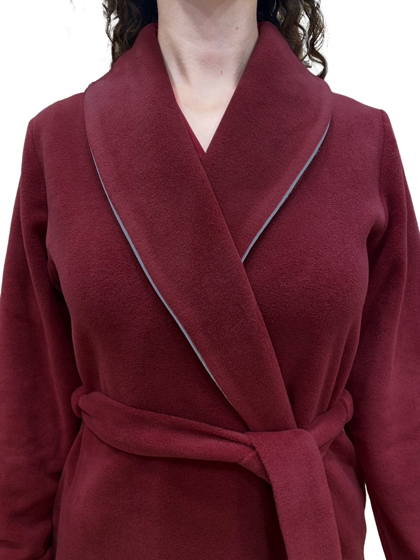 Frauenkleider in Viskose -Batterien modellieren klassische Schalkunst. Nina