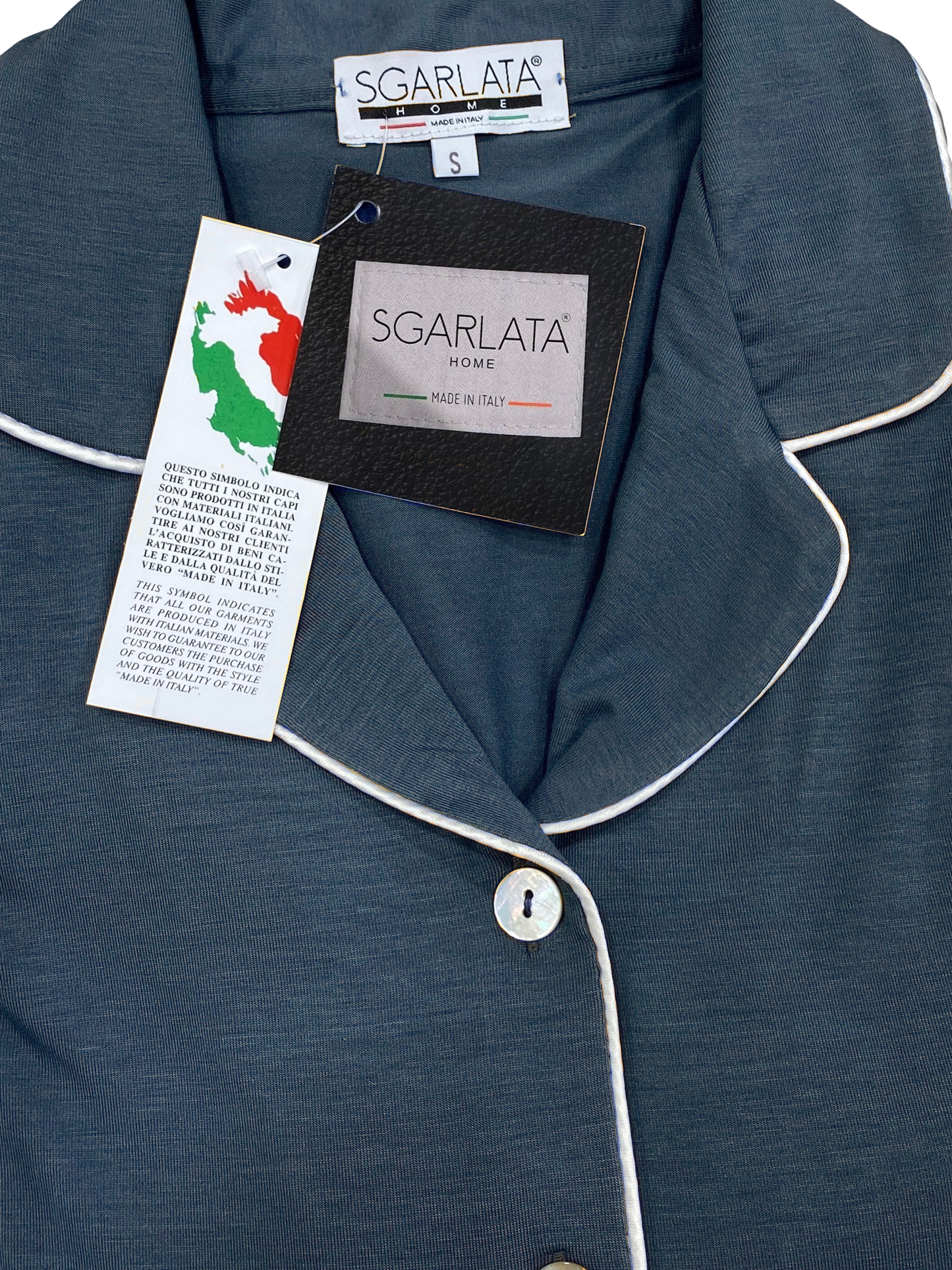 Frauenpyjama in Viskose skizzierte ganz Kunst. Giulia