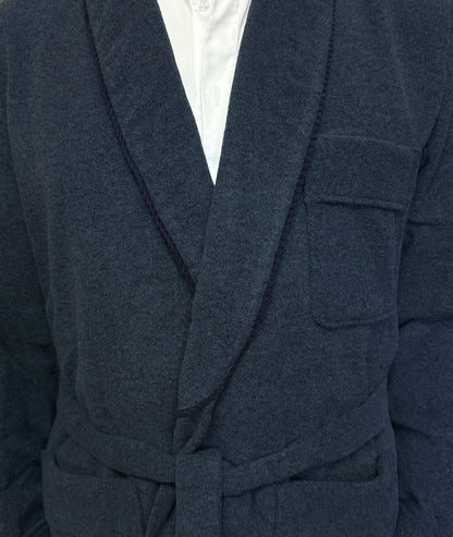 Kurze Kammer -Dressingkleid für Männer in gemischtem Wollmodell klassische Schalkunst. Oslo