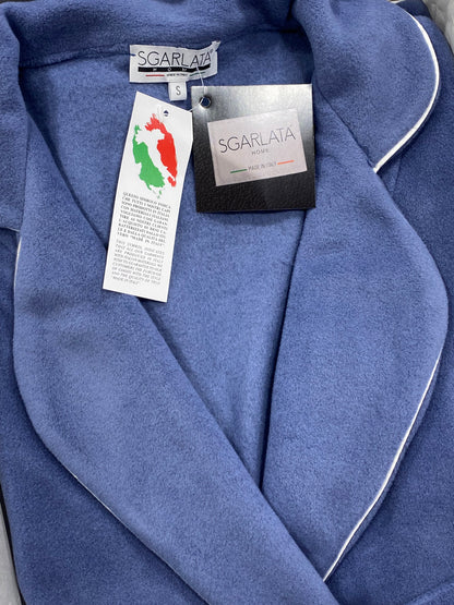 Kurze Mitgift für Frauen in Viskose Batterien Schalmodellkunst. Ottavia