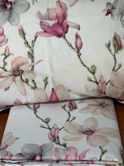 Mirabello parure copripiumino matrimoniale (senza il lenzuolo di sotto) in Puro Percalle di Cotone 100% art. Elegant flowers