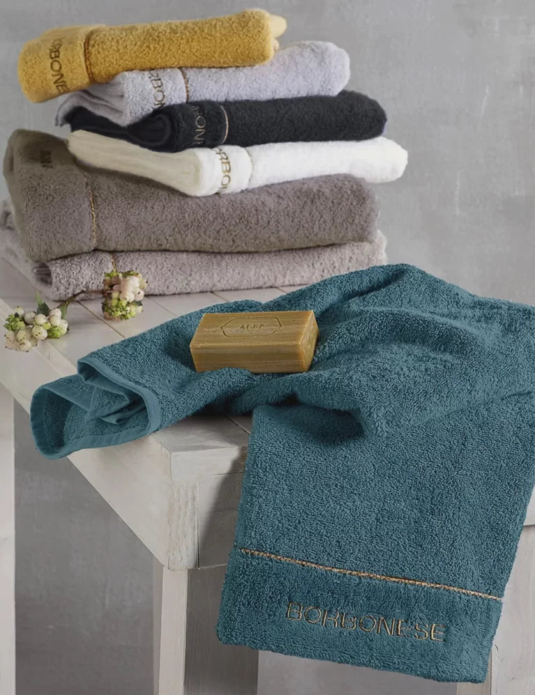 Borbonese coppia di asciugamani 1+1 in Pura Spugna idrofila 550gr/mq tinta unita art. Fine OP