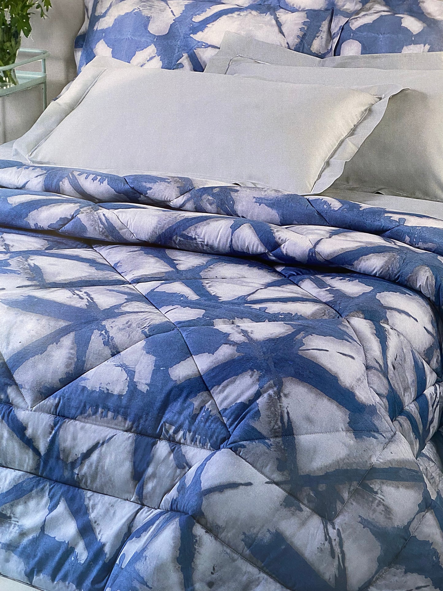 Mirabello Completo Lenzuola letto singolo in fine Percalle di Cotone, Effetto copriletto con Doppia Balza Art. Shibori