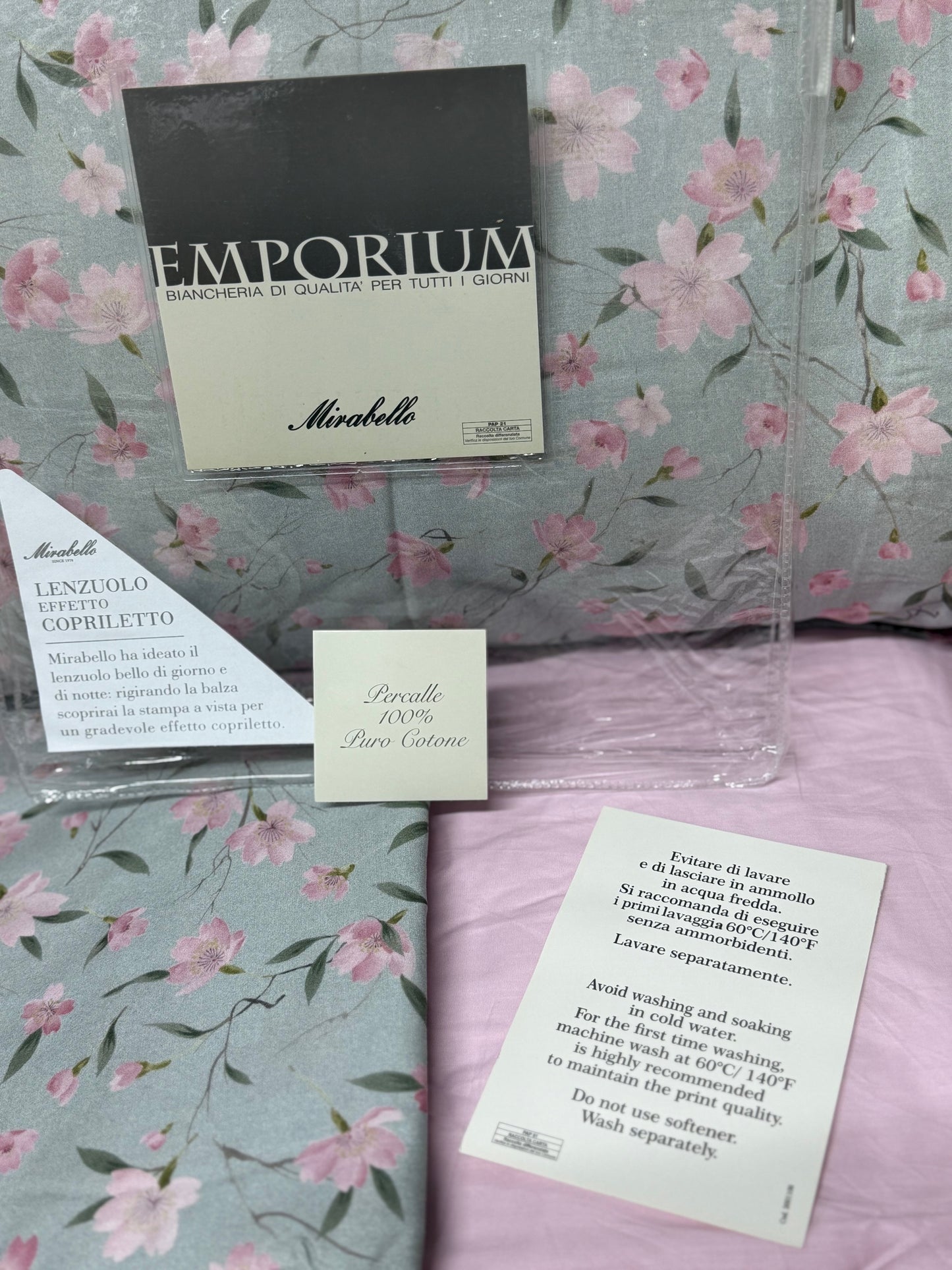 Mirabello Completo Lenzuola letto singolo in fine Percalle di Cotone, Effetto copriletto con Doppia Balza Art. Cherry tree
