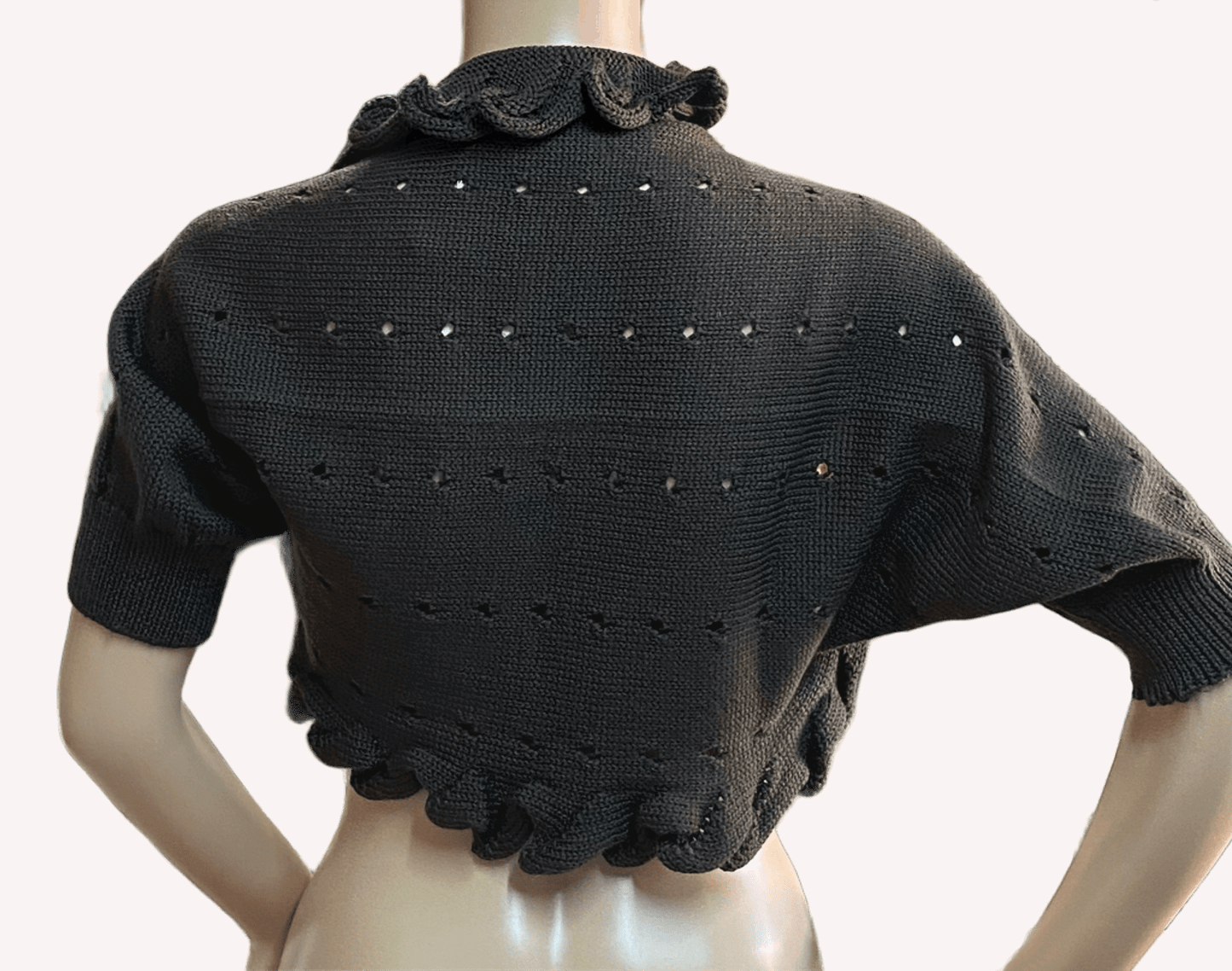 Sgarlata Home scalda spalle in Pura maglia di Lana Borgosesia 100% con rouches art. Lucia