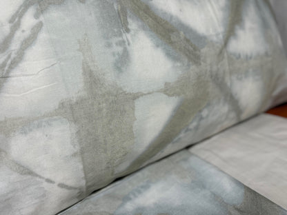 Mirabello Completo Lenzuola letto singolo in fine Percalle di Cotone, Effetto copriletto con Doppia Balza Art. Shibori