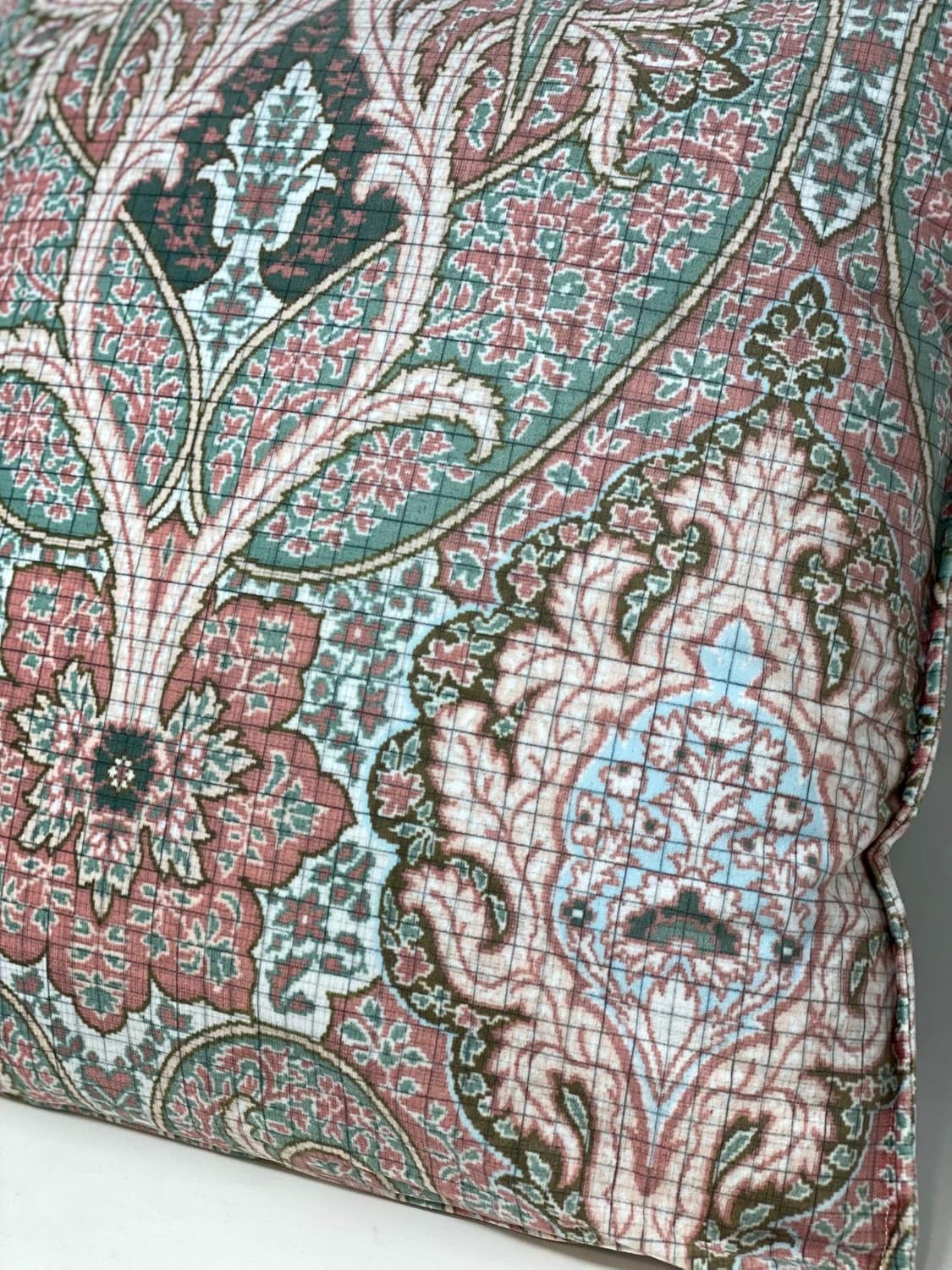 Fazzini Elegante Cuscino d'arredamento in Puro Velluto Stampa Digitale Art. Paisley cm. 50x50