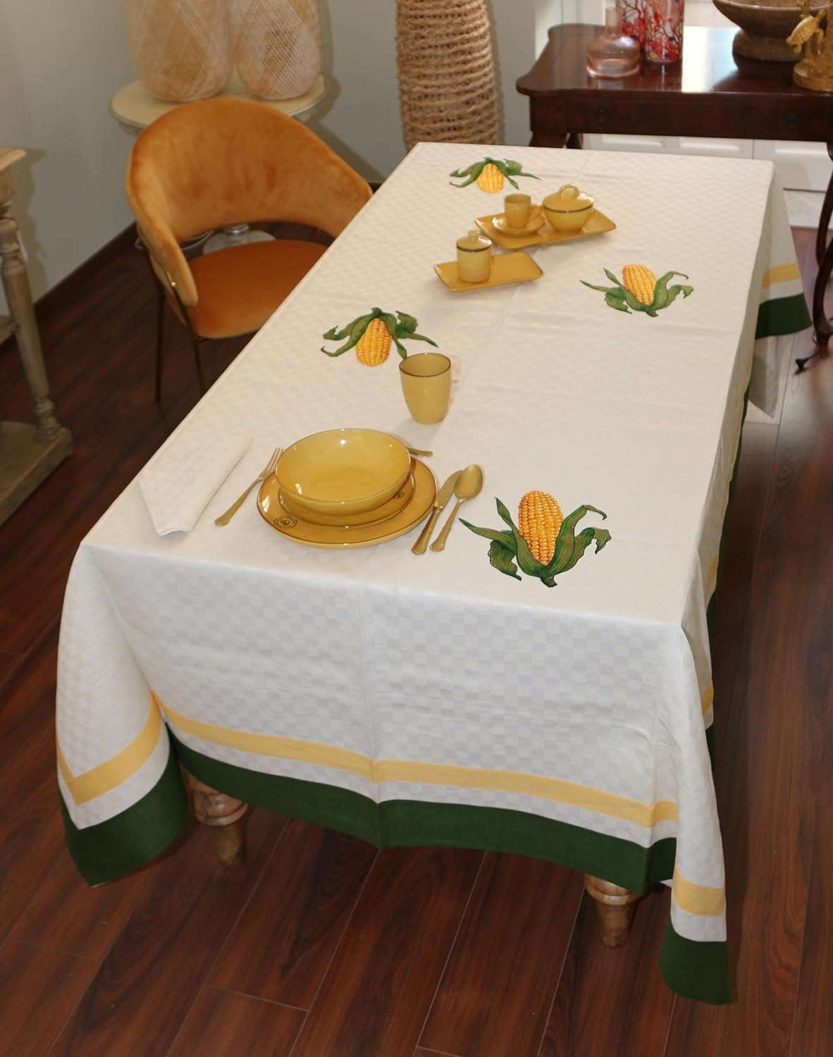 SGARLATA HOME Rectangular tablecloth with napkins for 12 people in Linen Blend with hand-machine embroidery art. Mais