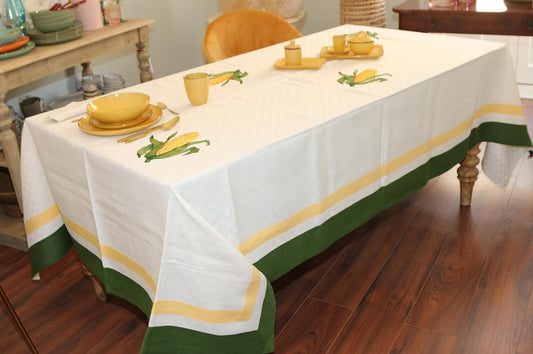 SGARLATA HOME Rectangular tablecloth with napkins for 12 people in Linen Blend with hand-machine embroidery art. Mais