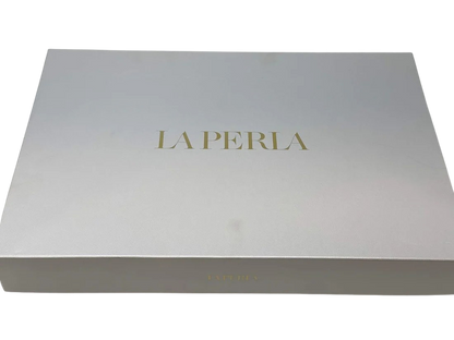 Fazzini Raffinato completo copripiumino matrimoniale La Perla by Puro Raso di cotone tinta unita con applicazione di Ricamo Maison art. Icon (Bianco Seta)